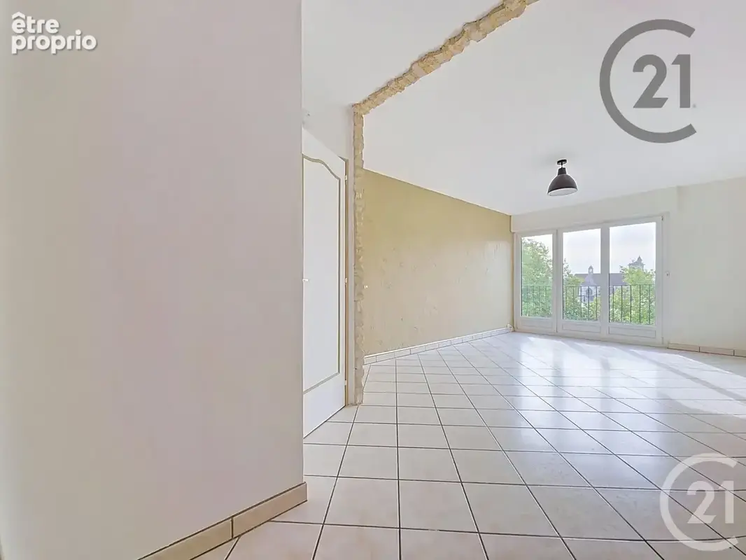 Appartement 4 pièces 74 m² à vendre à Troyes (10000) - photo 3