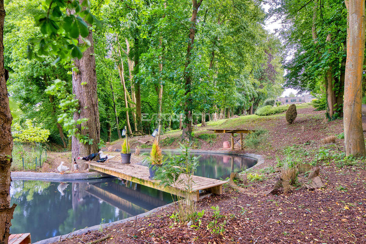 Maison à ISNEAUVILLE