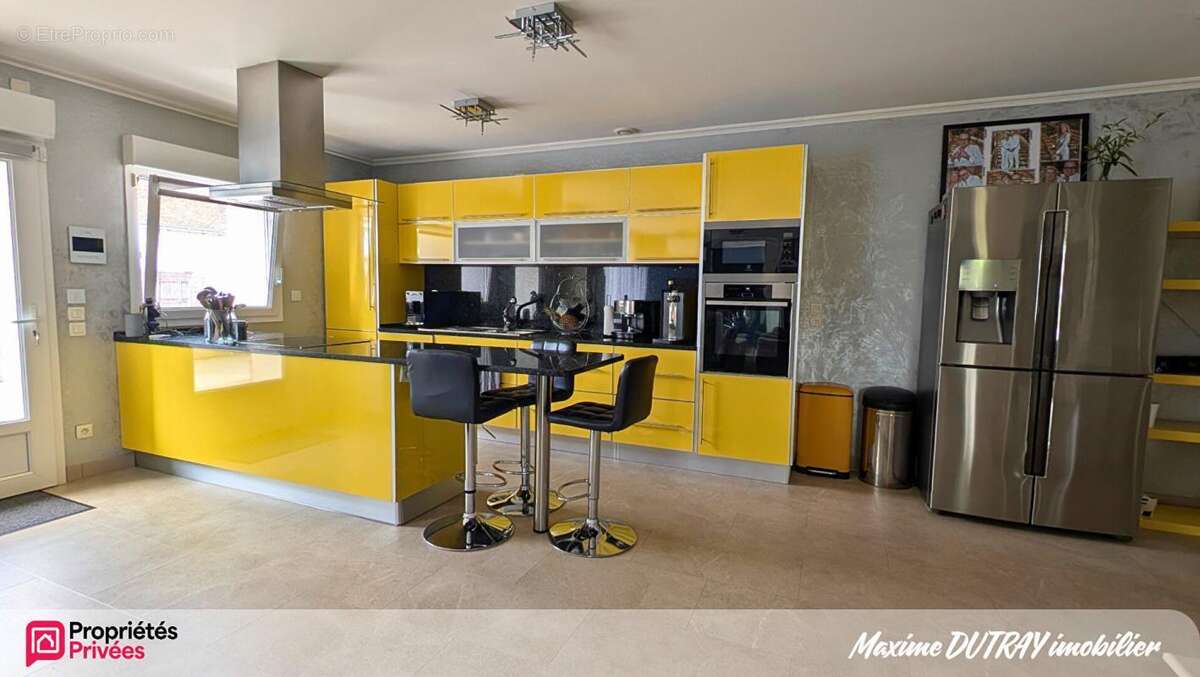 Maison 5 pièces 140m² - Piscine - Dépendance 150m² - photo 6