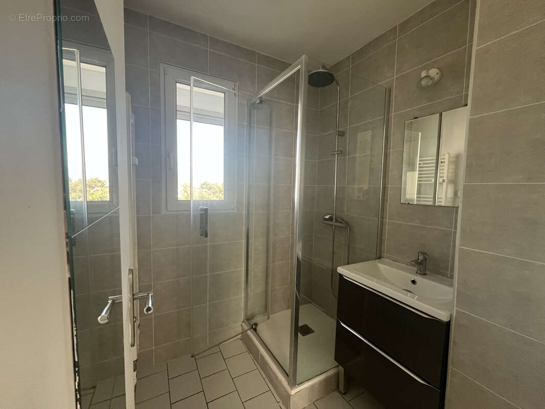 Appartement à SAINT-MARTIN-D&#039;HERES