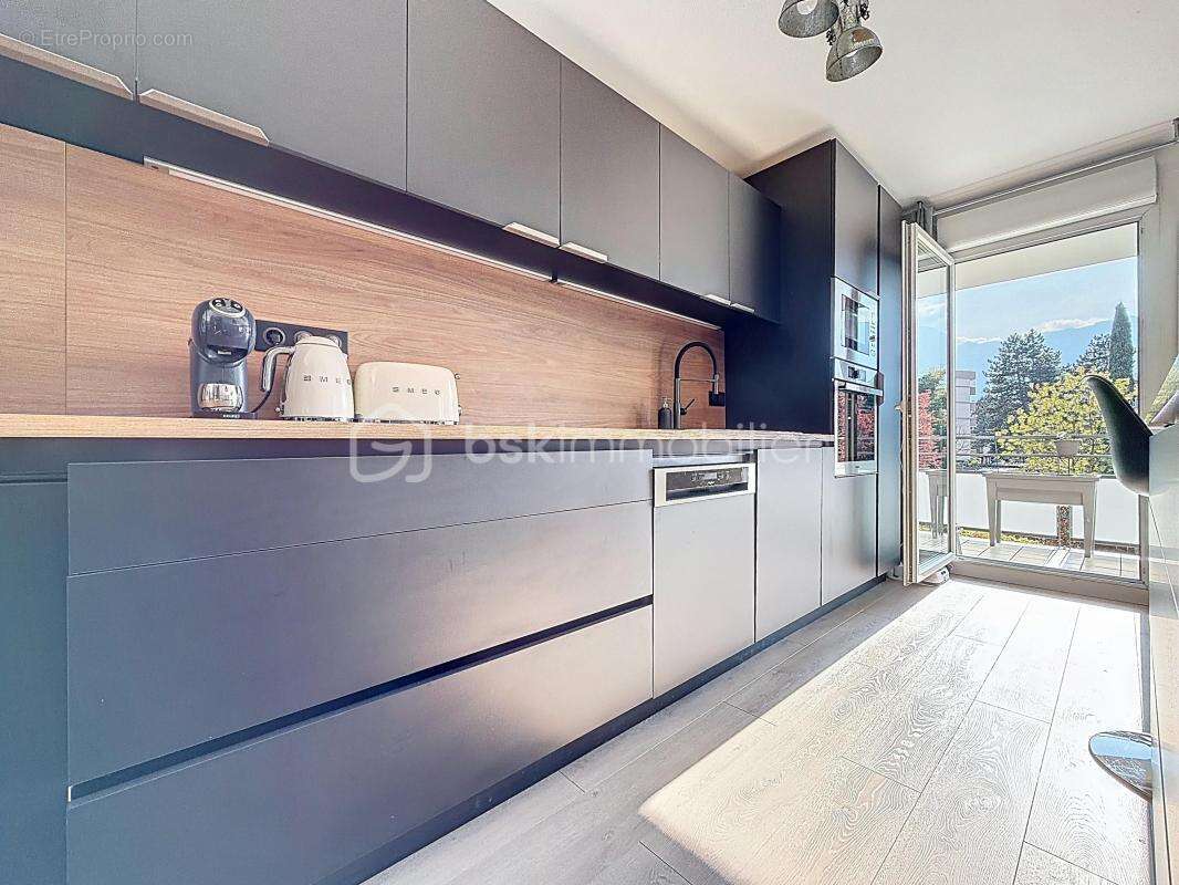 Appartement à ECHIROLLES