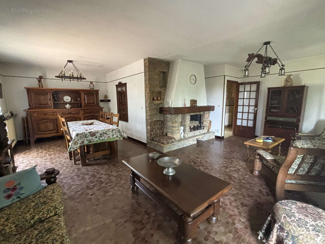 Maison à SAINT-CYR-AU-MONT-D'OR