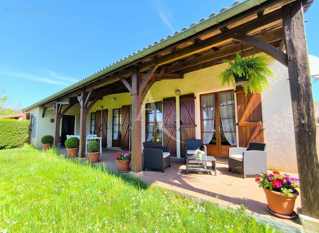 Maison à CAZALS