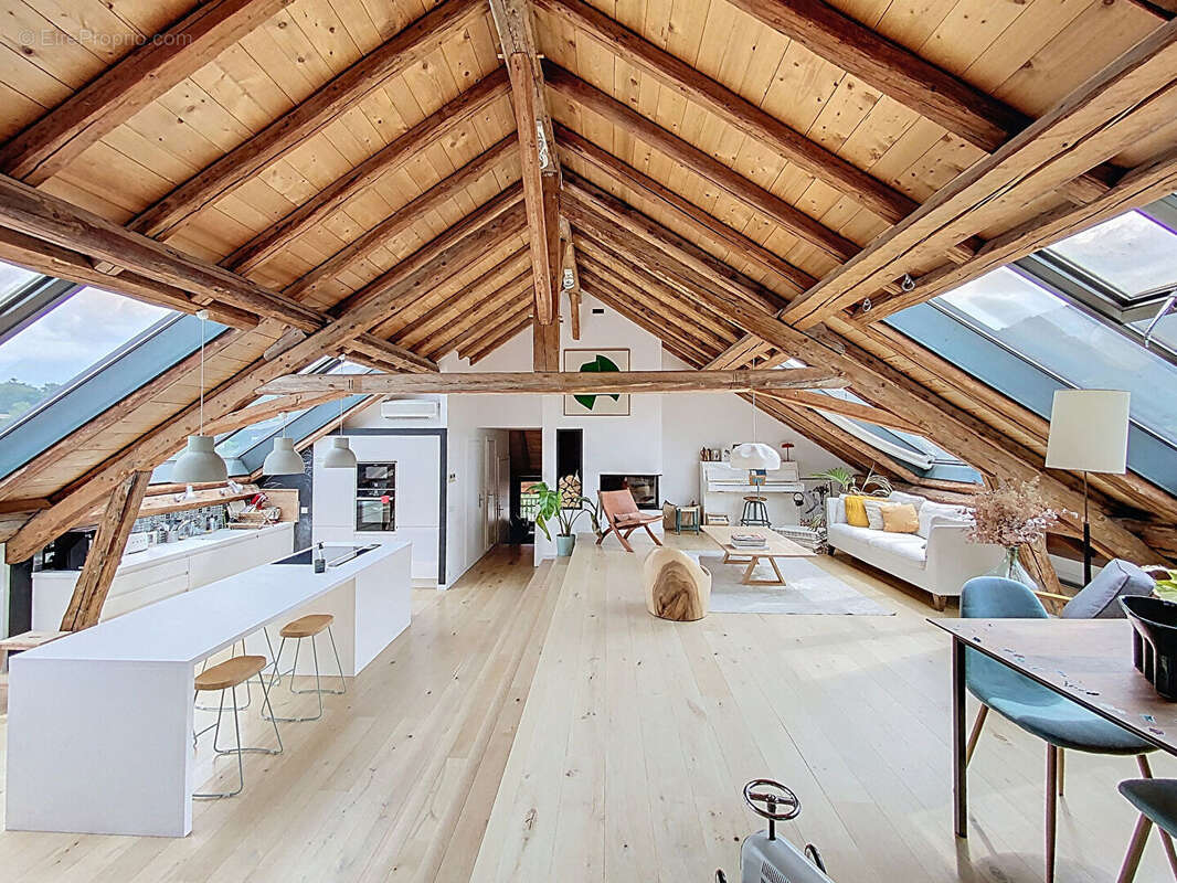 Appartement à ANNECY-LE-VIEUX