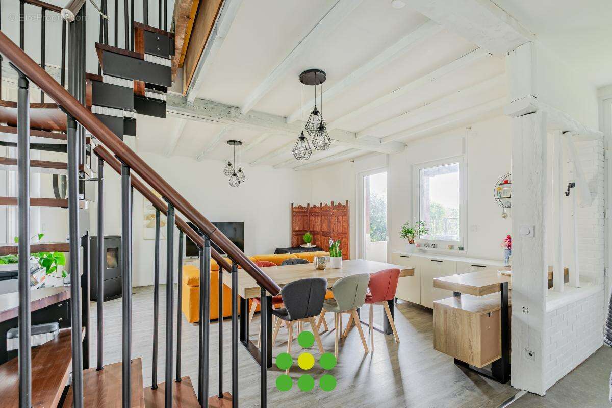 Maison à CHOISY-LA-VICTOIRE