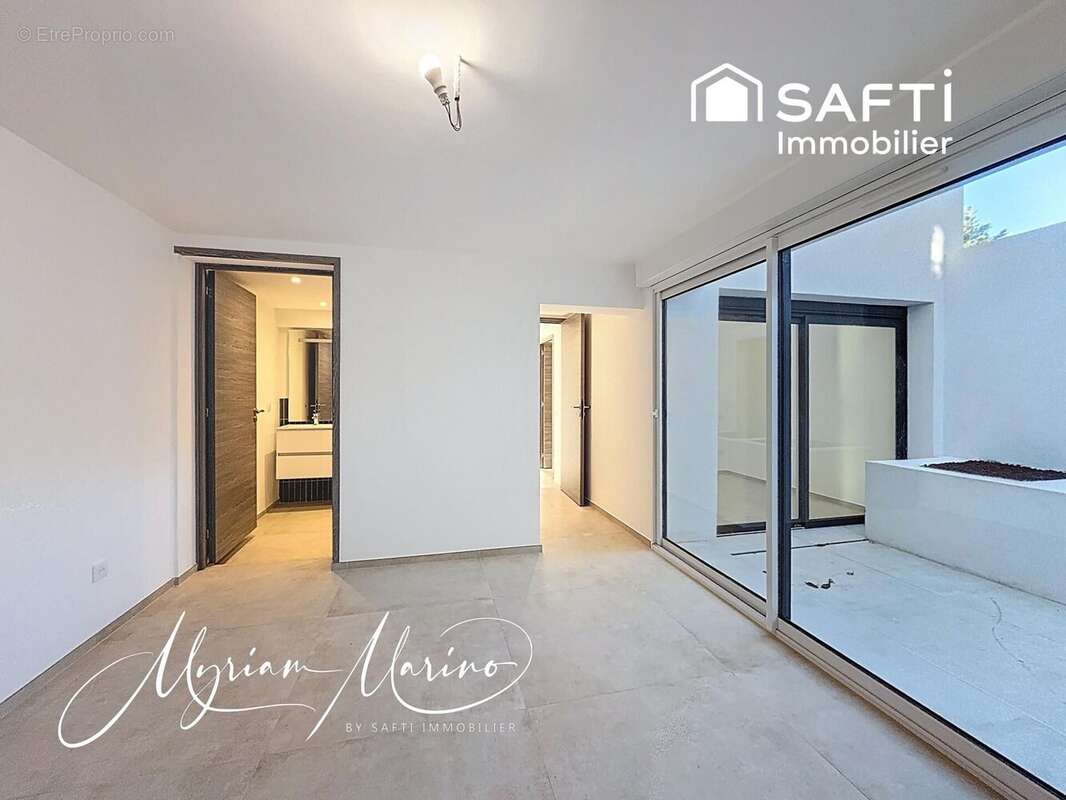 Photo 6 - Appartement à ROQUEBRUNE-SUR-ARGENS