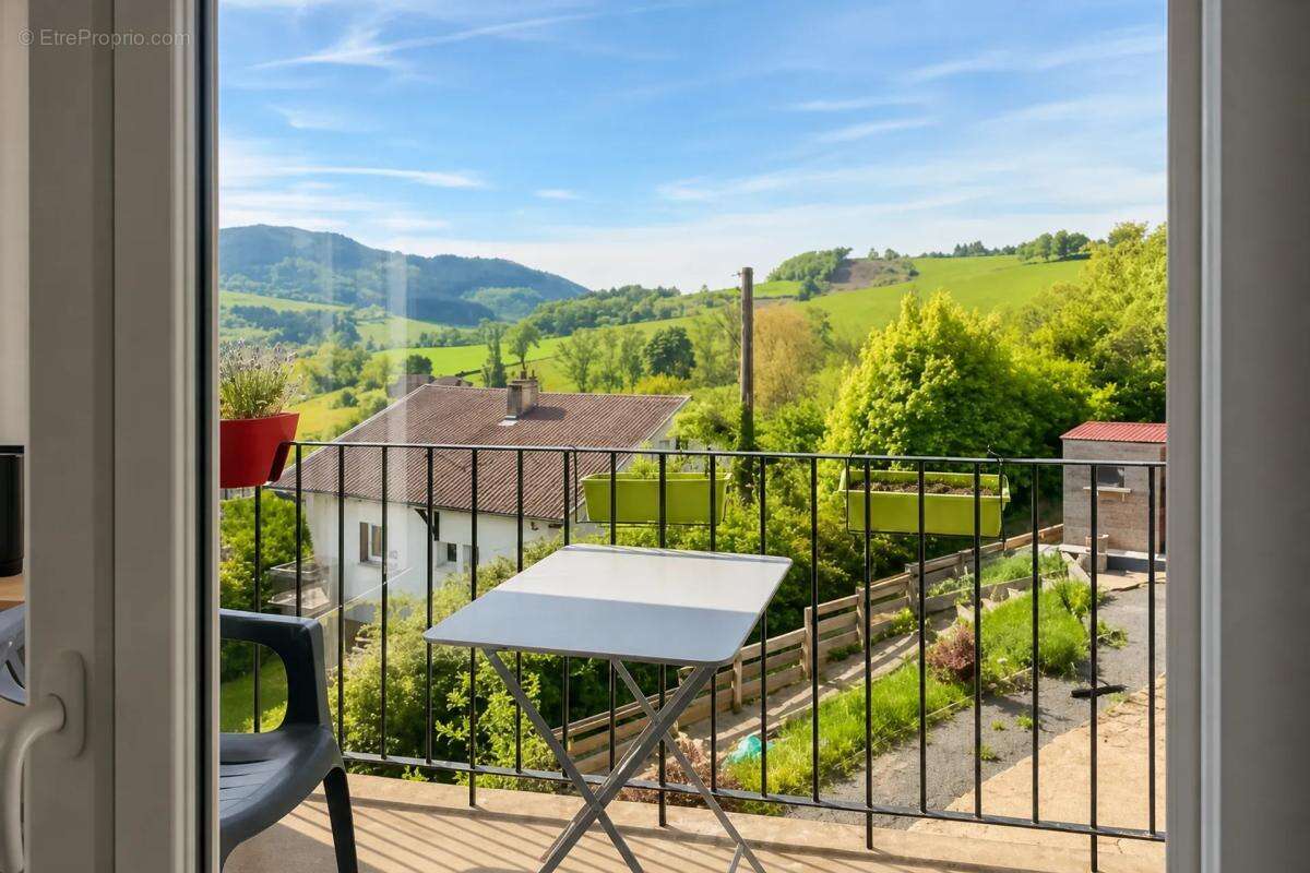 Maison à LAMURE-SUR-AZERGUES