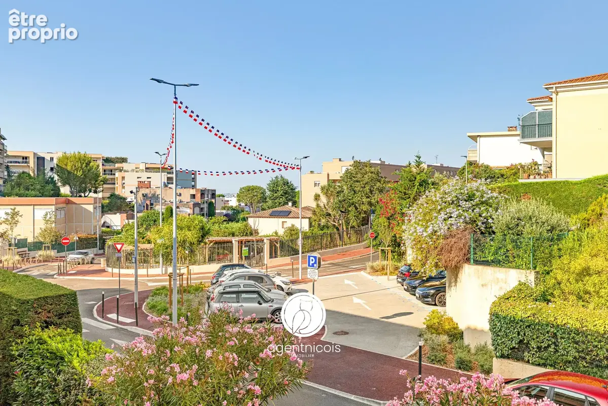 St laurent du var // Avenue des Plantiers : 2 Pièces - Terrasse - Parking - photo 13