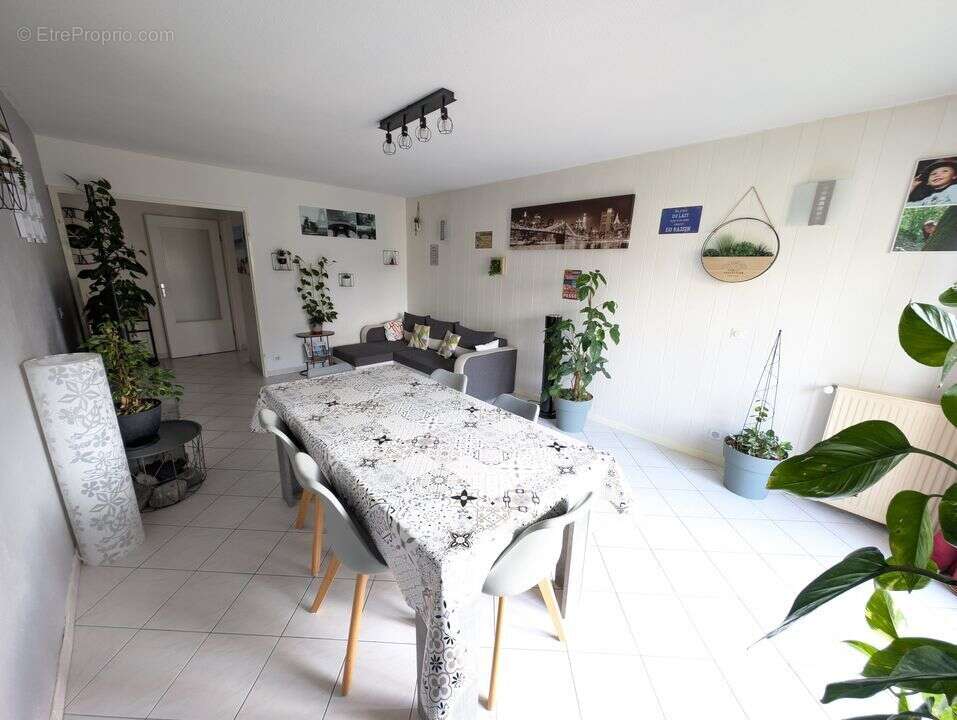 Appartement à SAINT-ALBAN-LEYSSE