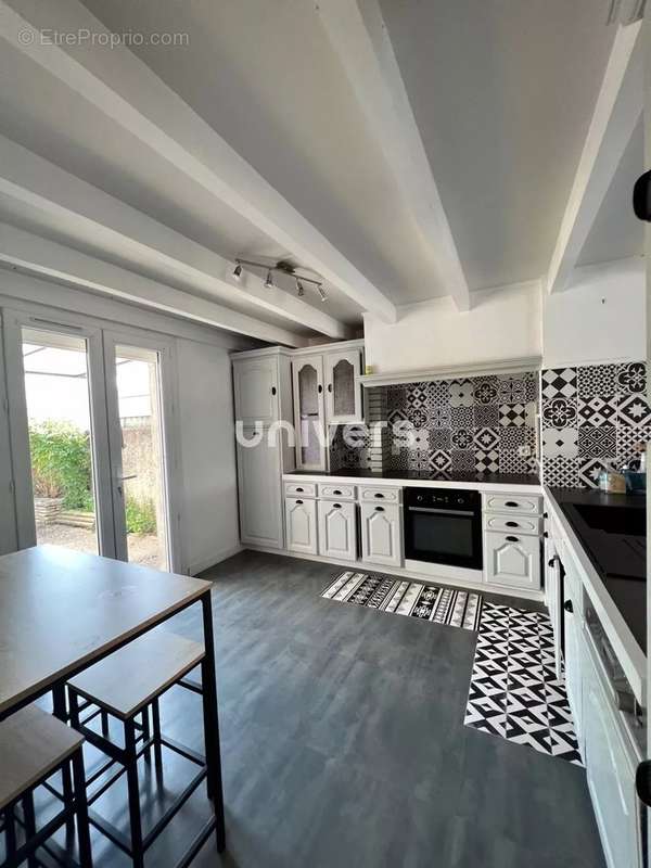 Maison à PORTES-LES-VALENCE