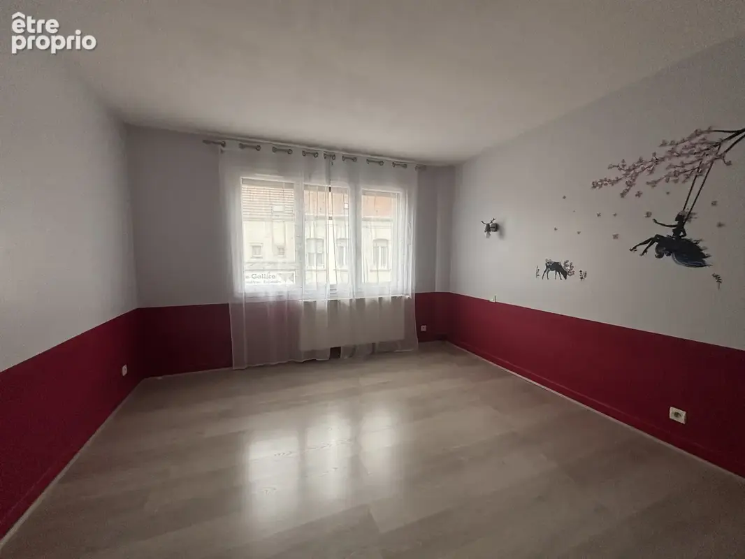 CHATILLON SUR SEINE : proche du centre ville ,maison rénovée de 120 m2 avec grange de 100m2 et cour - photo 11