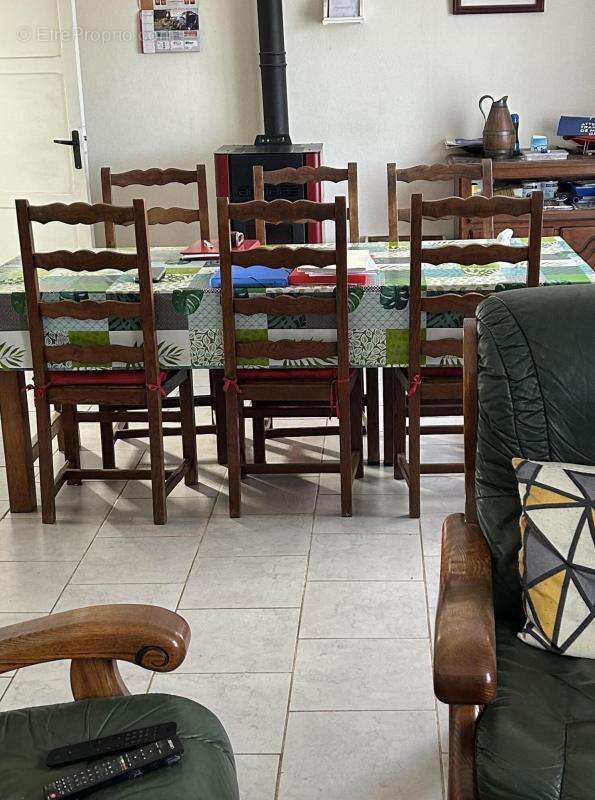 Maison à LA HAYE-SAINT-SYLVESTRE