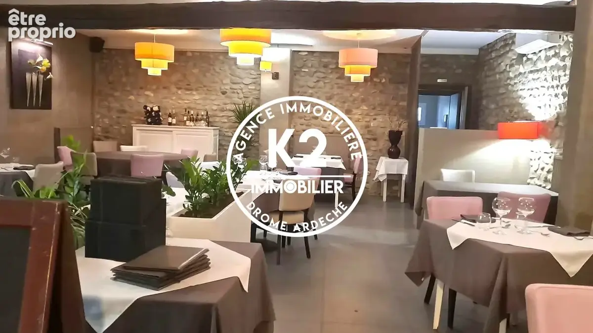 Maison 12 pièces 550 m² à vendre à Montelimar (26200) - photo 2