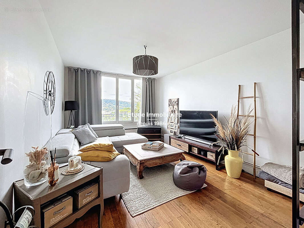 Appartement à CALUIRE-ET-CUIRE