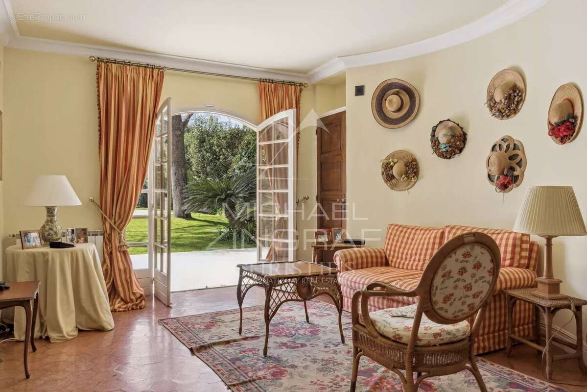 Maison à ANTIBES