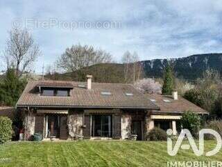 Photo 3 - Maison à SAINT-MARTIN-D'URIAGE