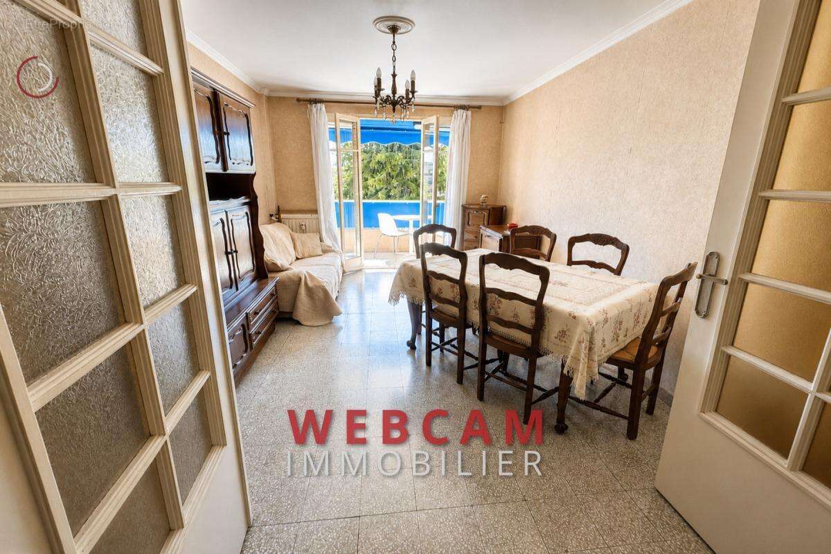 Appartement à LE CANNET