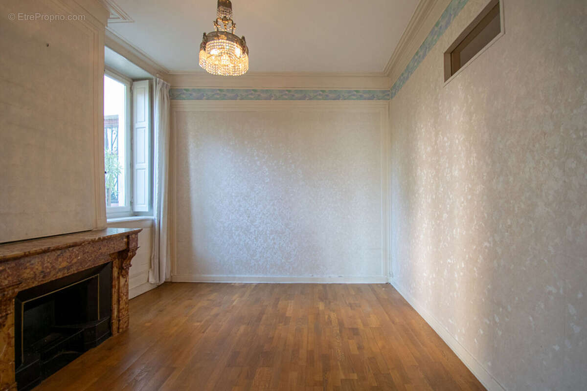 Appartement à LYON-1E