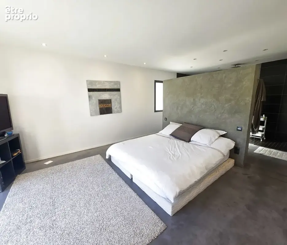 A vendre Villa d'architecte  piscine et studio - photo 8