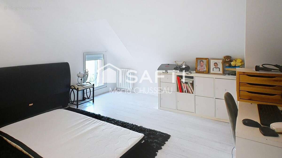 Maison 175 m² à Mezieres-Sur-Seine  - photo 9