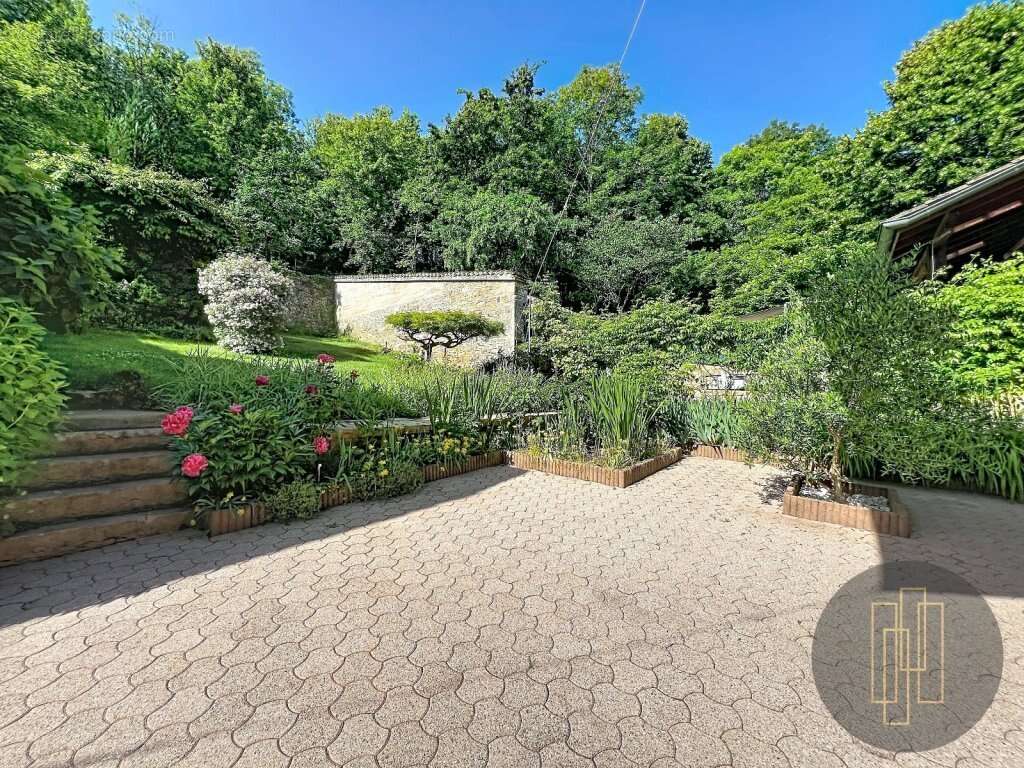 Proche Villefranche Maison havre de paix 9 895 M² TERRAIN - photo 14