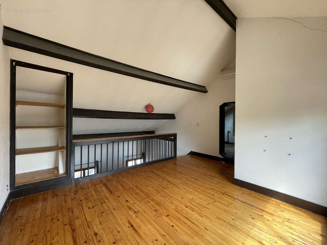 Appartement à YSSINGEAUX