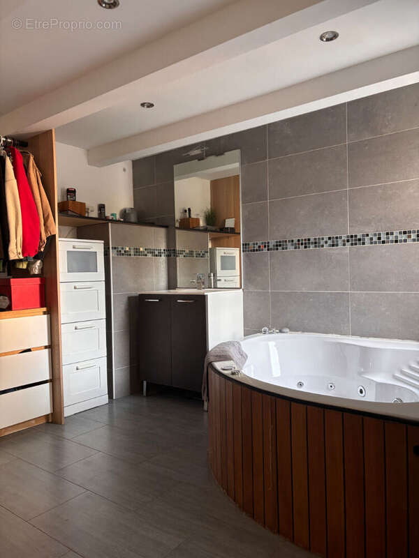 Maison  5 pièce(s) - photo 9
