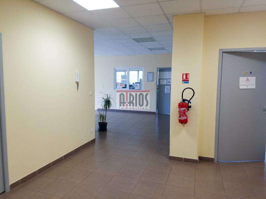 Commerce à LA SEYNE-SUR-MER