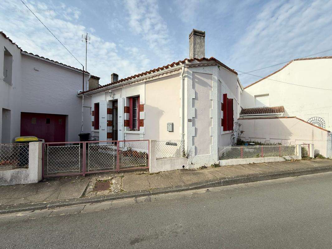 Maison à SAINT-PALAIS-SUR-MER