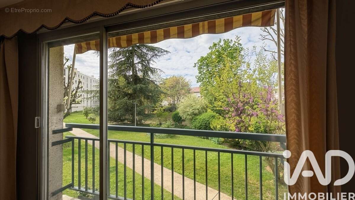 Photo 2 - Appartement à FRESNES