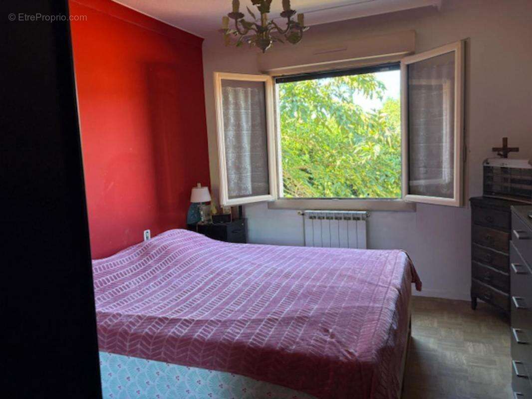 Maison à LABESSIERE-CANDEIL