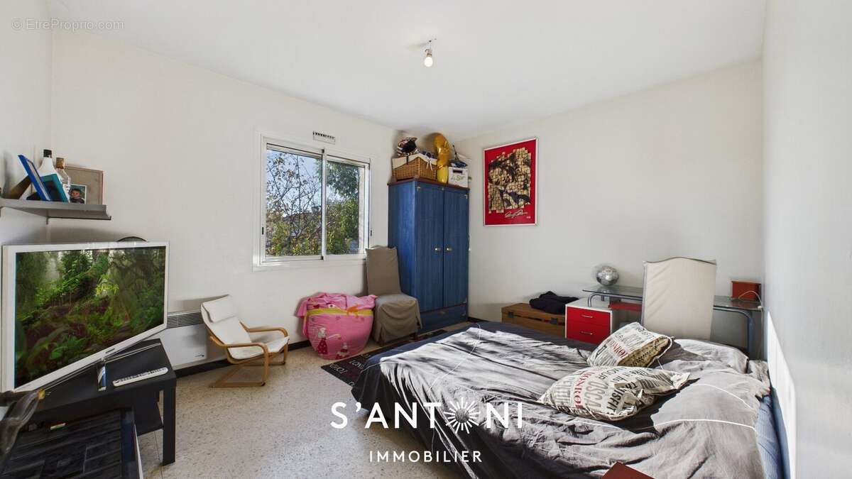 Maison à LIGNAN-SUR-ORB