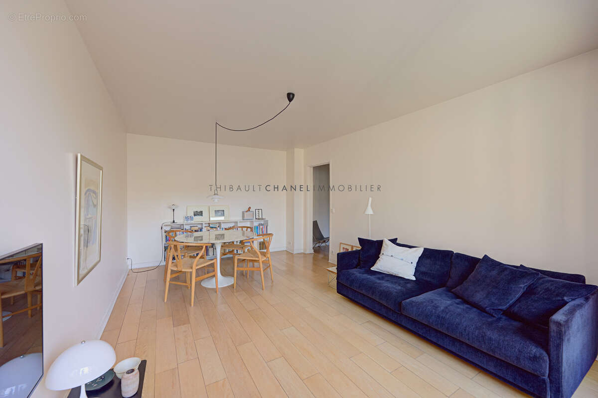 Appartement à PARIS-12E