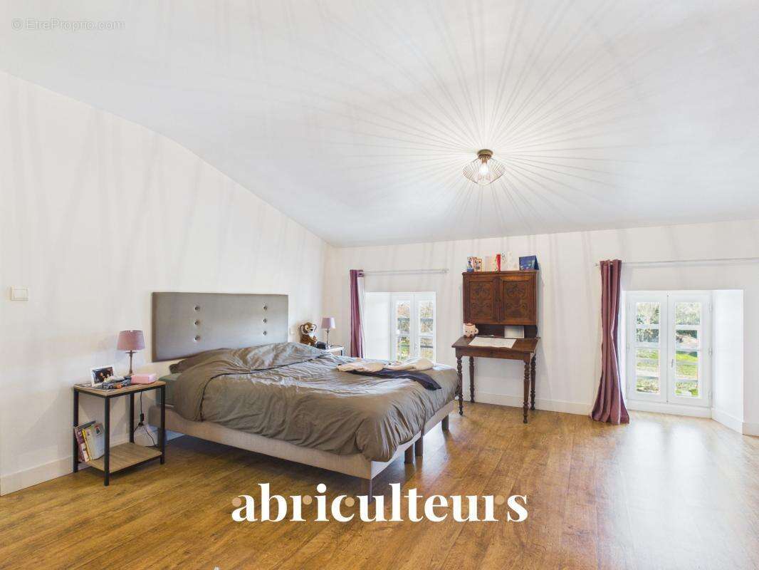 Appartement à SAINT-SAVINIEN