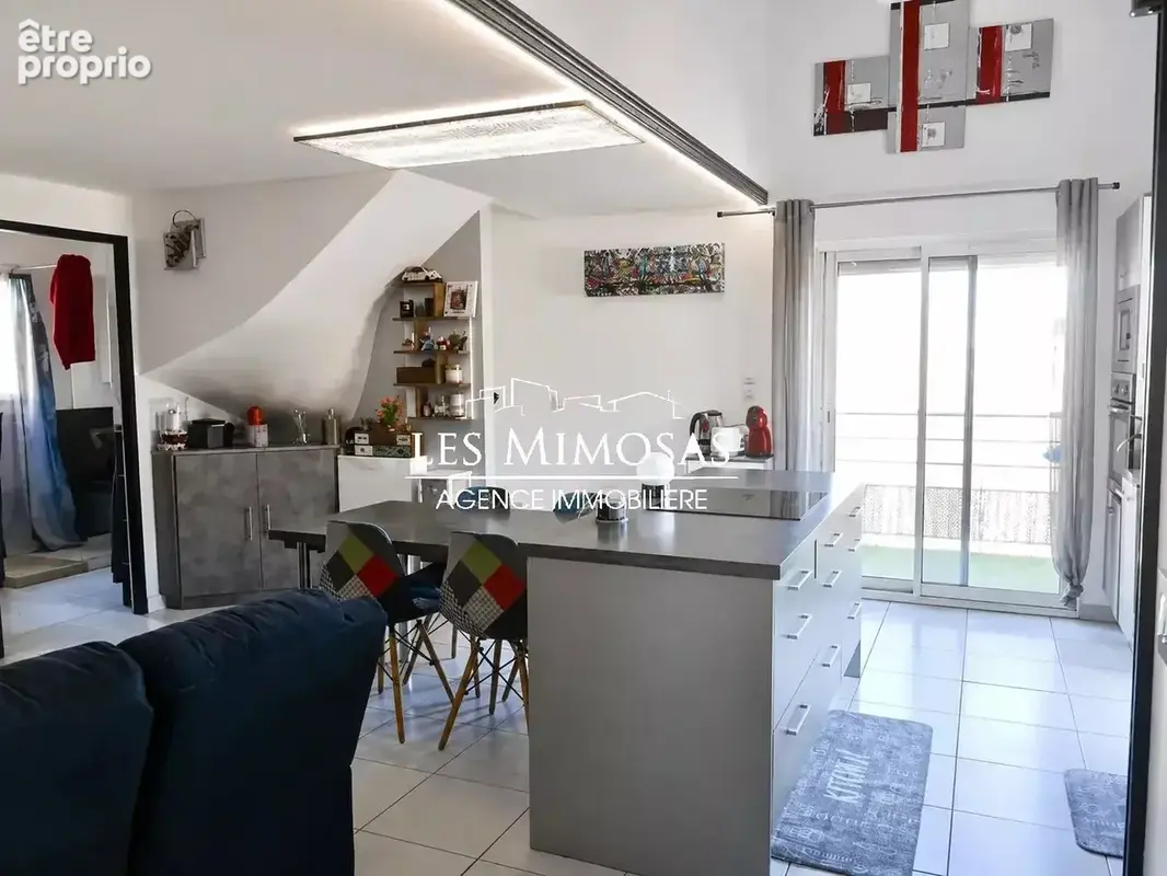 Appartement à PUGET-SUR-ARGENS