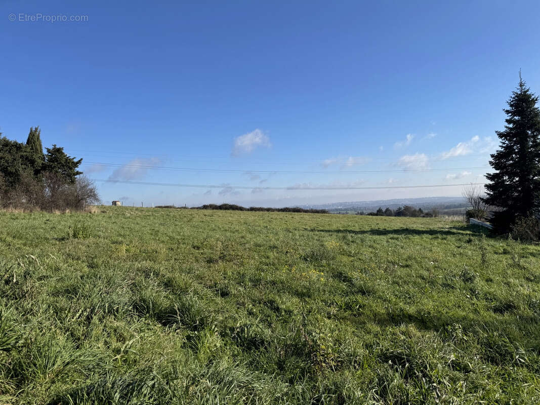 Terrain à POLLIONNAY