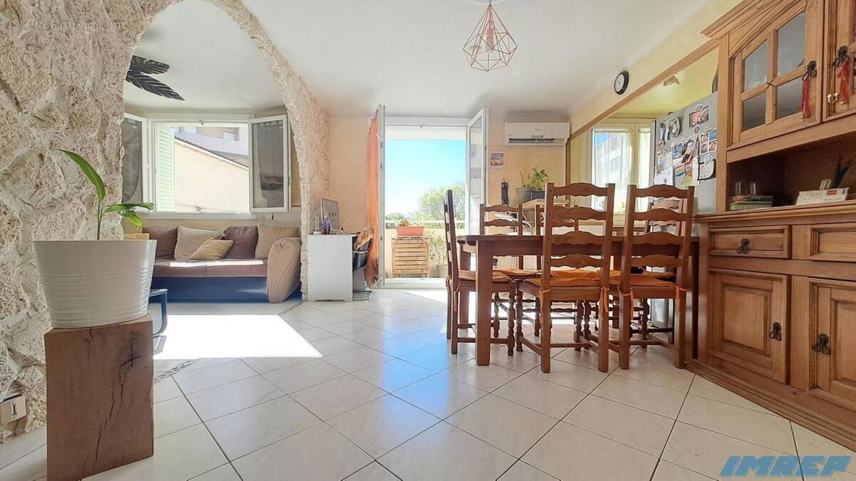 Appartement à MARSEILLE-9E