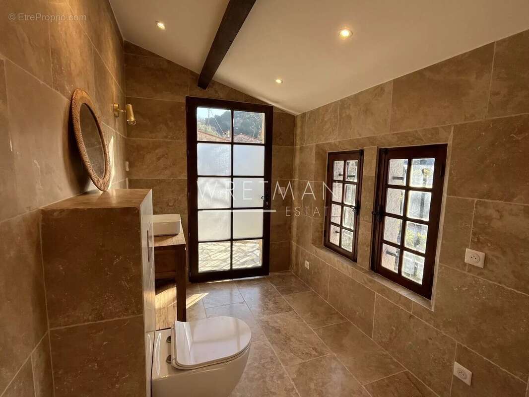 Villa en pierre avec 6 chambres et vue panoramique - SEILLANS - photo 16