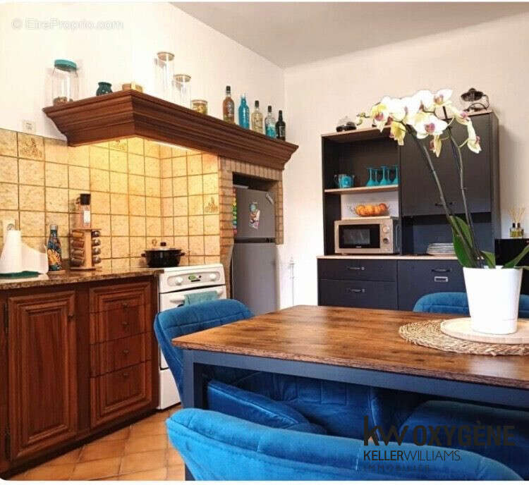 Maison à SAINT-GENIS-DES-FONTAINES