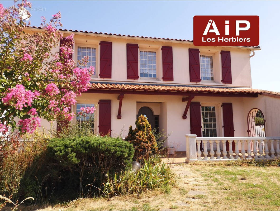 Maison à MENOMBLET