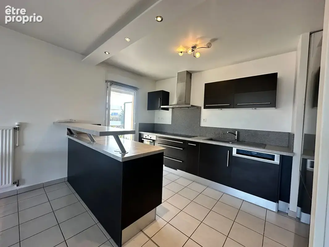 Ambilly  - Appartement T3 de standing avec grand balcon, garage et cave - photo 6