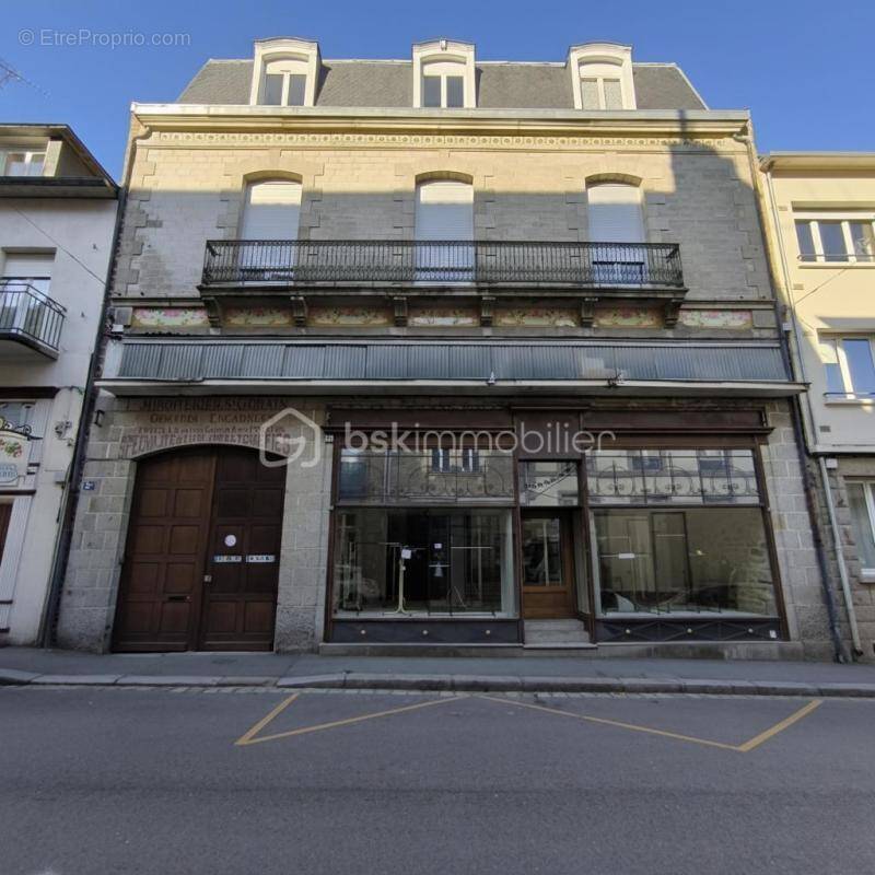 Appartement à FOUGERES