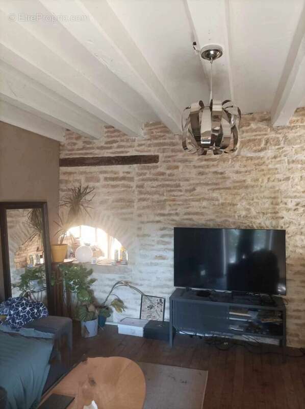 Maison à CHAZEUIL