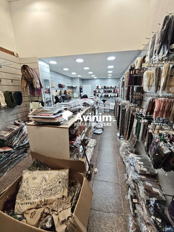 Commerce à MARSEILLE-1E