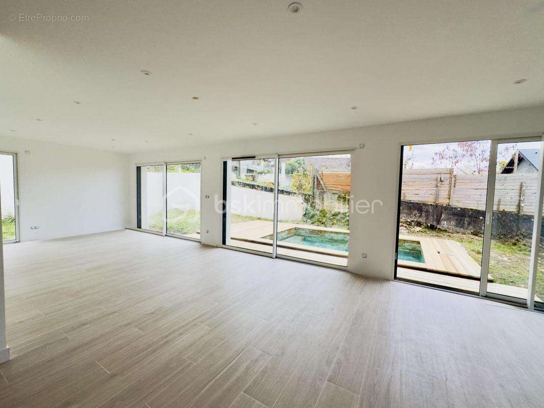 Maison à AIX-LES-BAINS