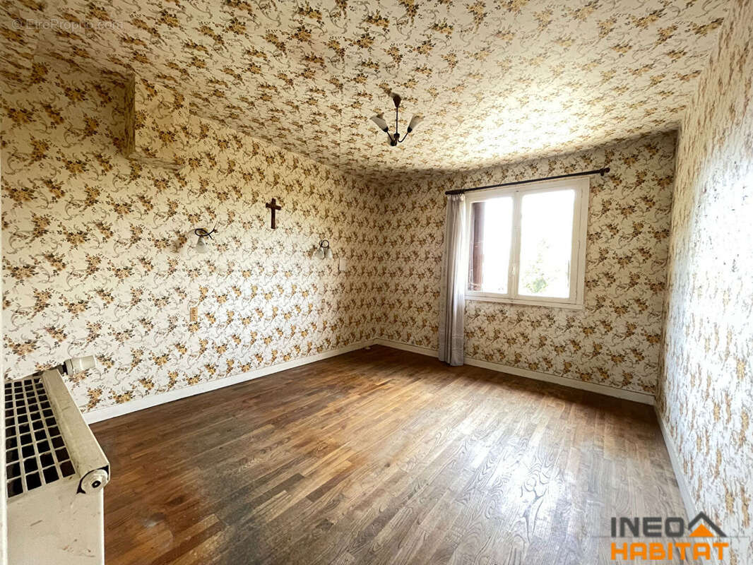 Maison à LA MEZIERE