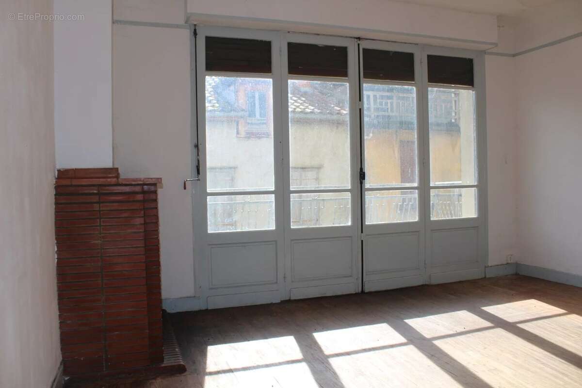 Appartement à MONTREJEAU