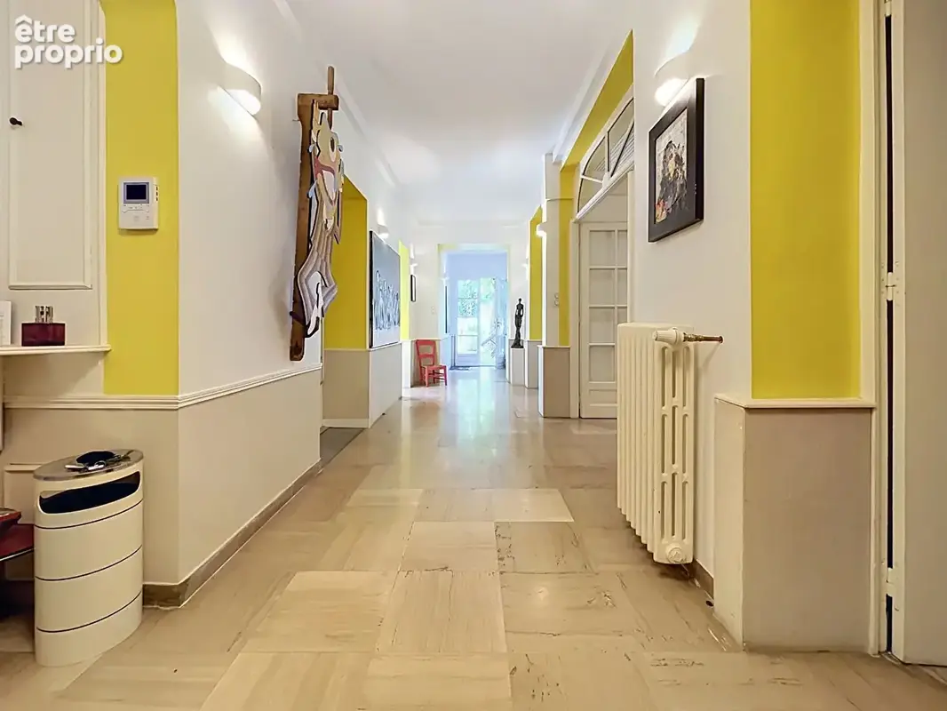 Maison de ville t12 de 285m² avec piscine - photo 2