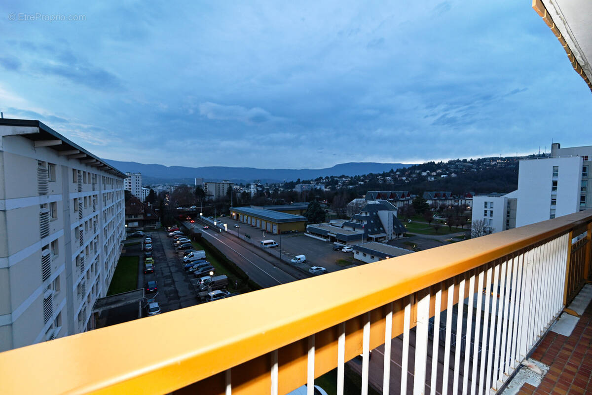 Appartement à BASSENS