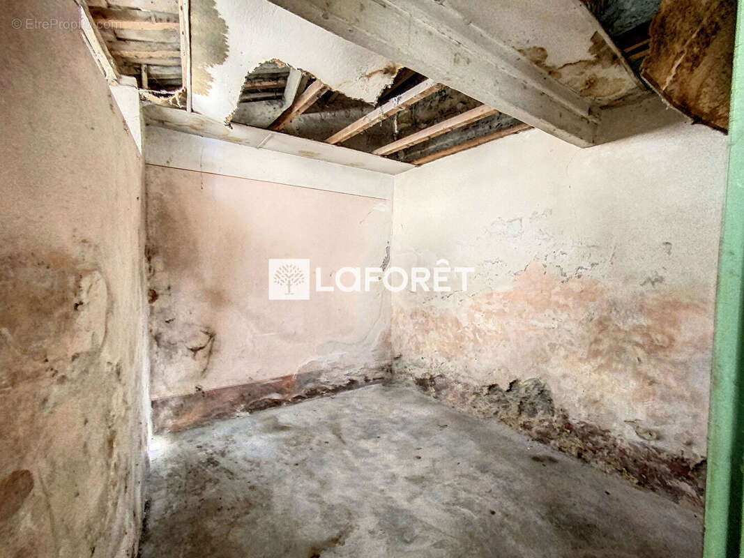 PIOLENC - Maison de village 90m²+ annexe - photo 10